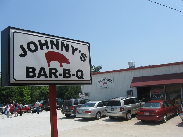 Johnny’s Bar-B-Q and The Collegiate Grill, Gainesville&nbsp;GA