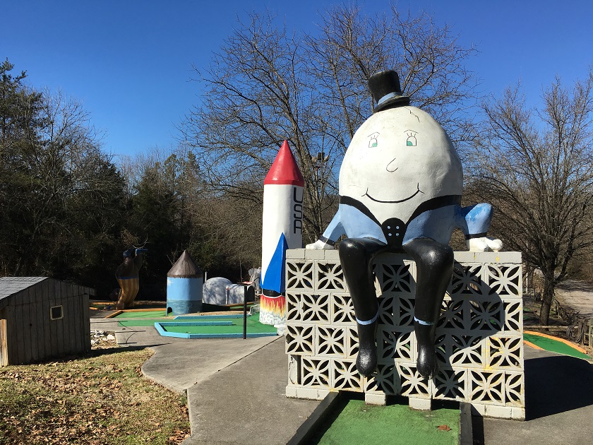 Photo Post 23: Sir Goony’s in&nbsp;Knoxville